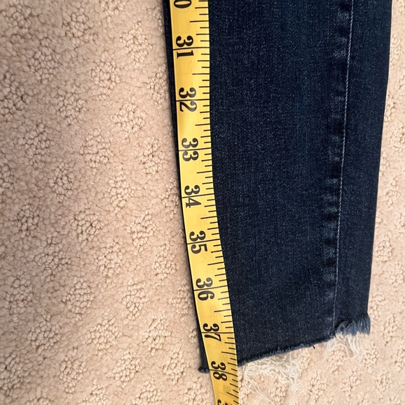 Good American High Rise Skinny Frayed crop - Picture 3 of 6